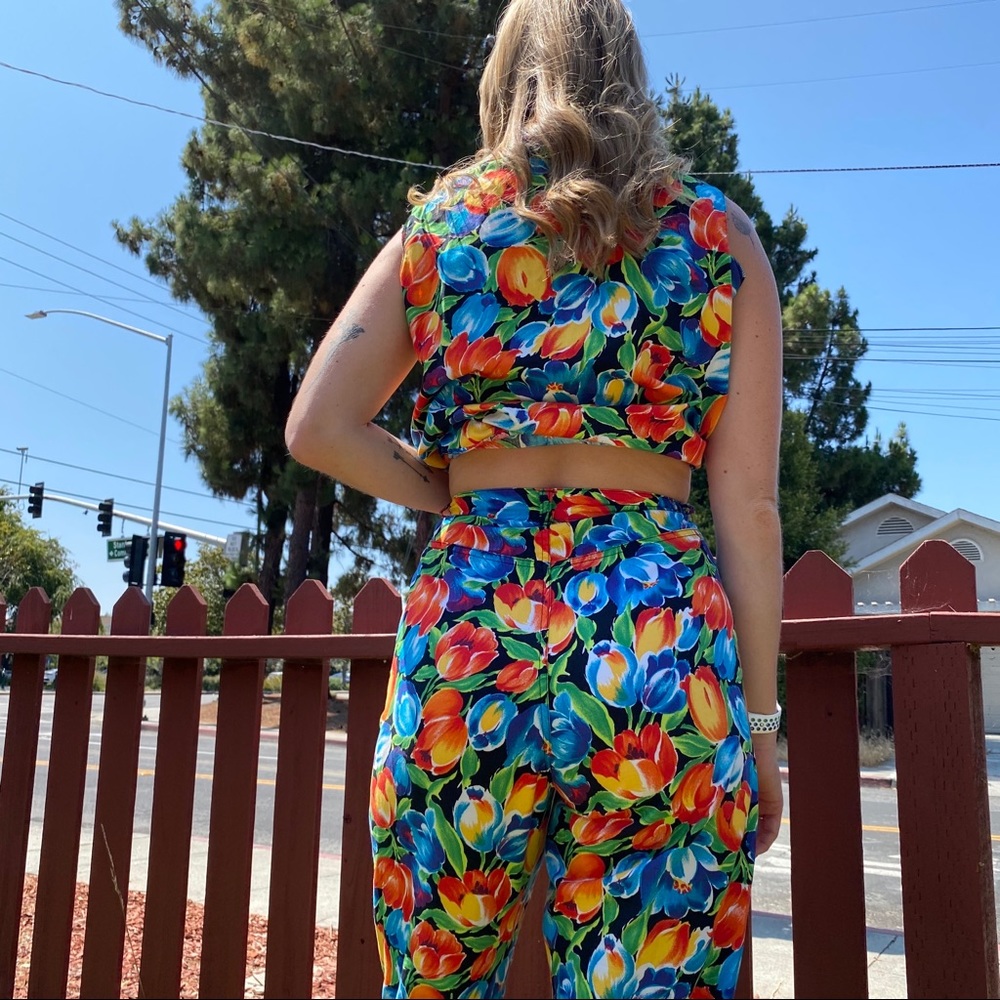 Vintage Tulip Suit from GAP - Picture 2 of 6